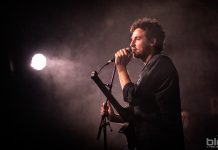 Plini live på John Dee I oktober 2022 - BLEZT