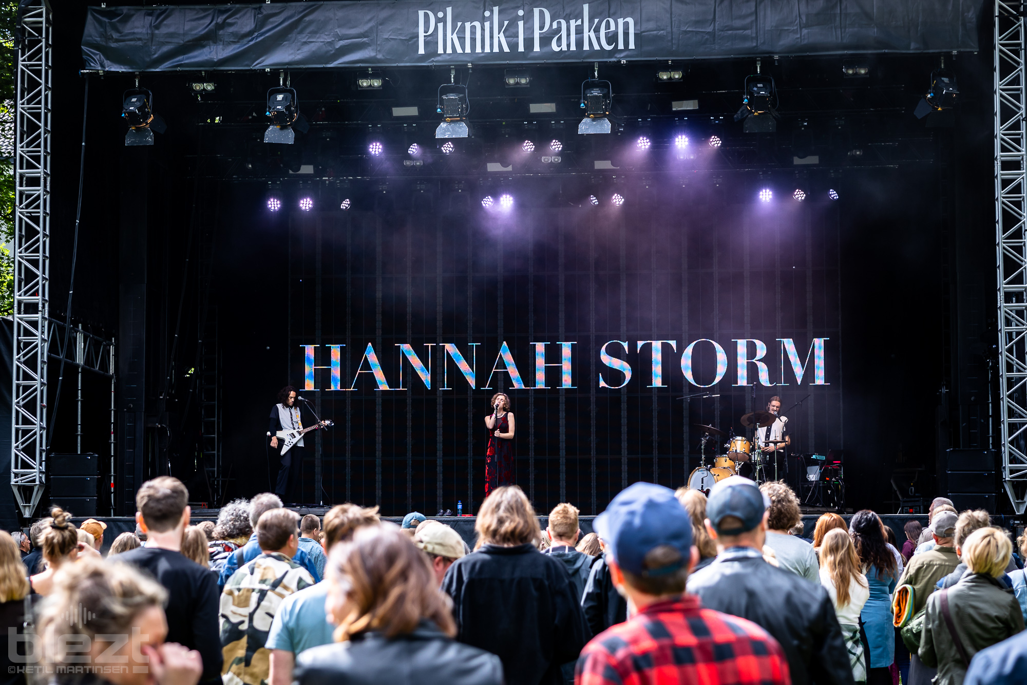 Hannah Storm live på PiPfest 2024 - BLEZT