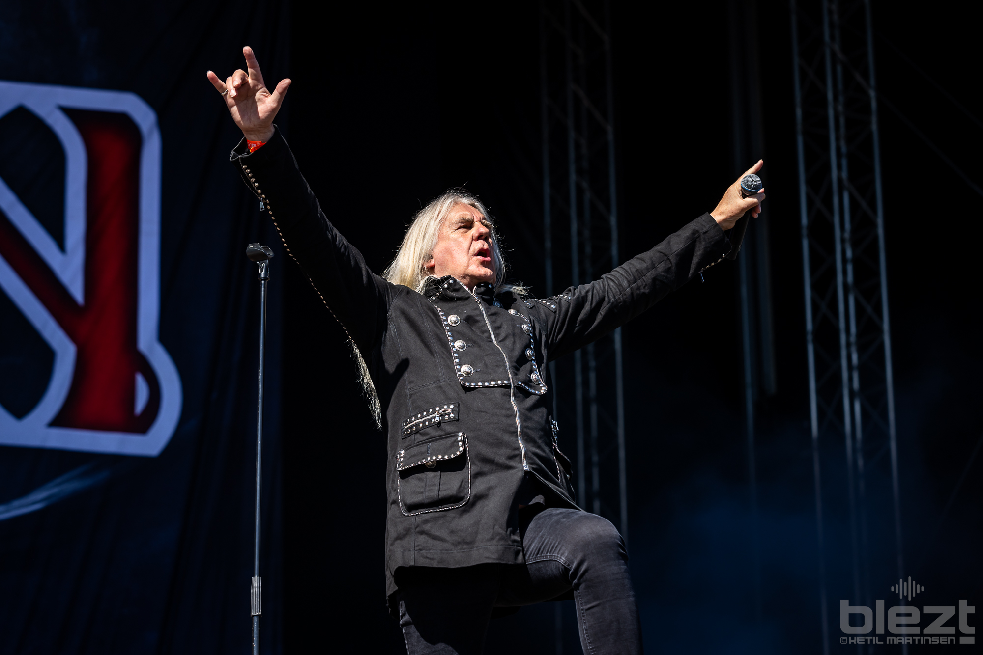 Saxon live på Tons of Rock 2024 - BLEZT