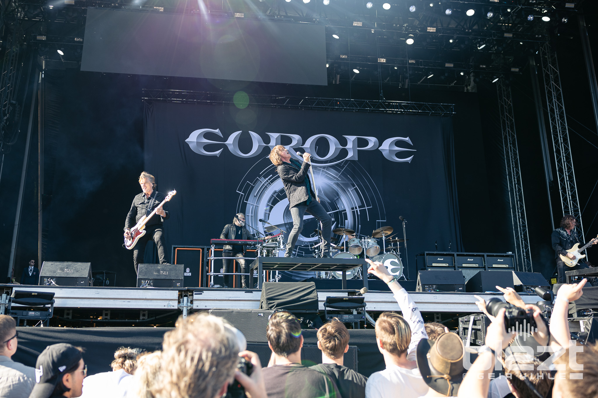 Europe live på Tons of Rock 2024 - BLEZT