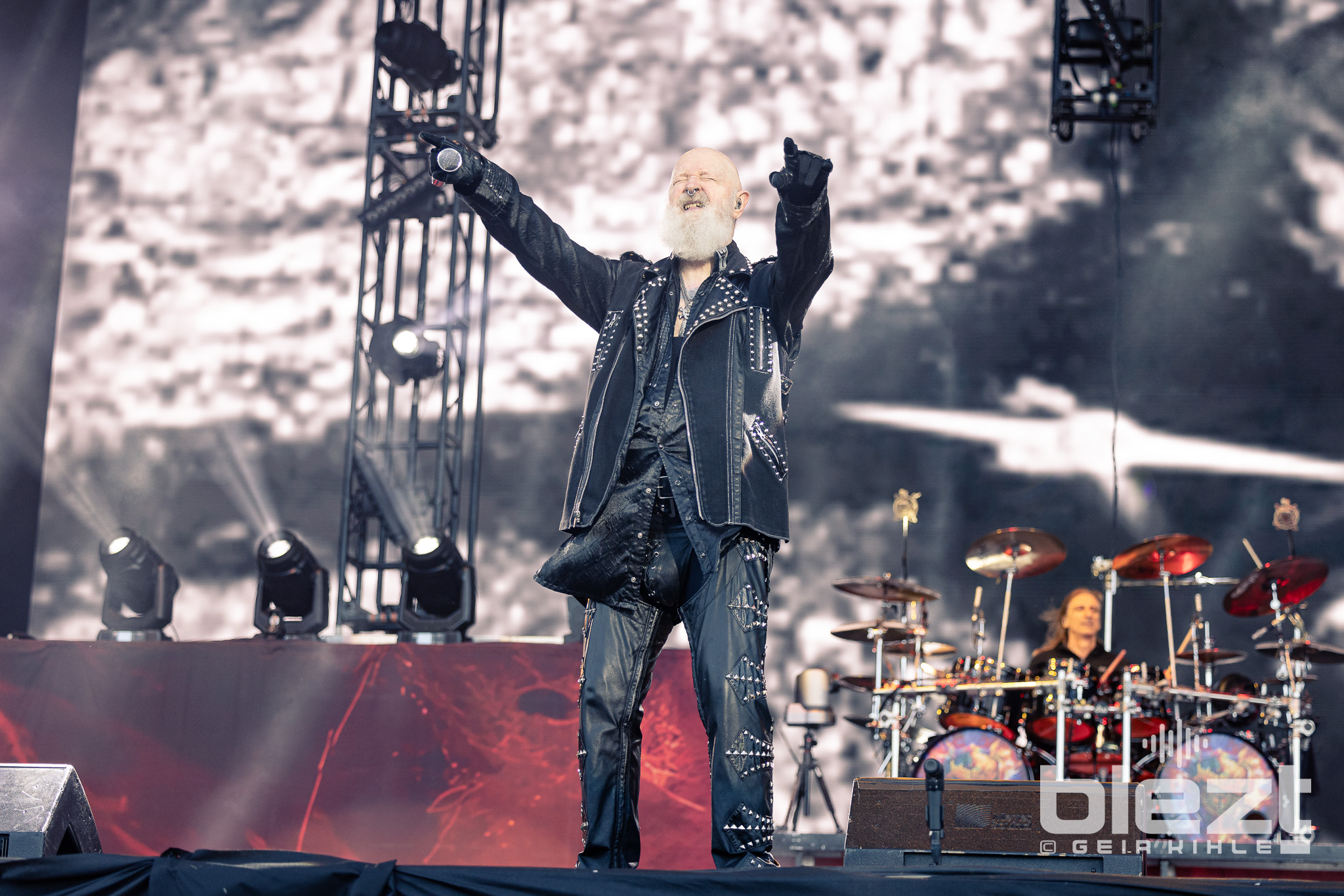 Judas Priest live på Tons of Rock 2024 - BLEZT