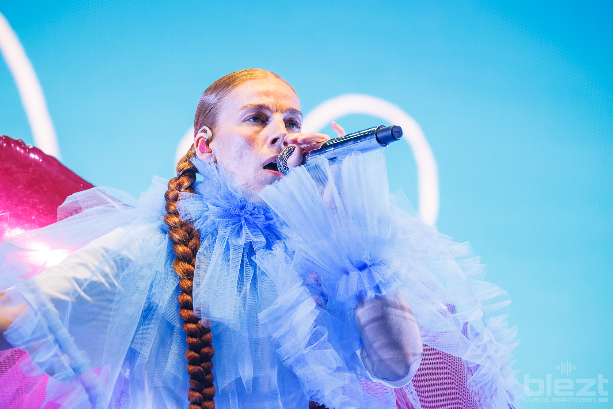 Gabrielle live på Øyafestivalen 2024 - BLEZT