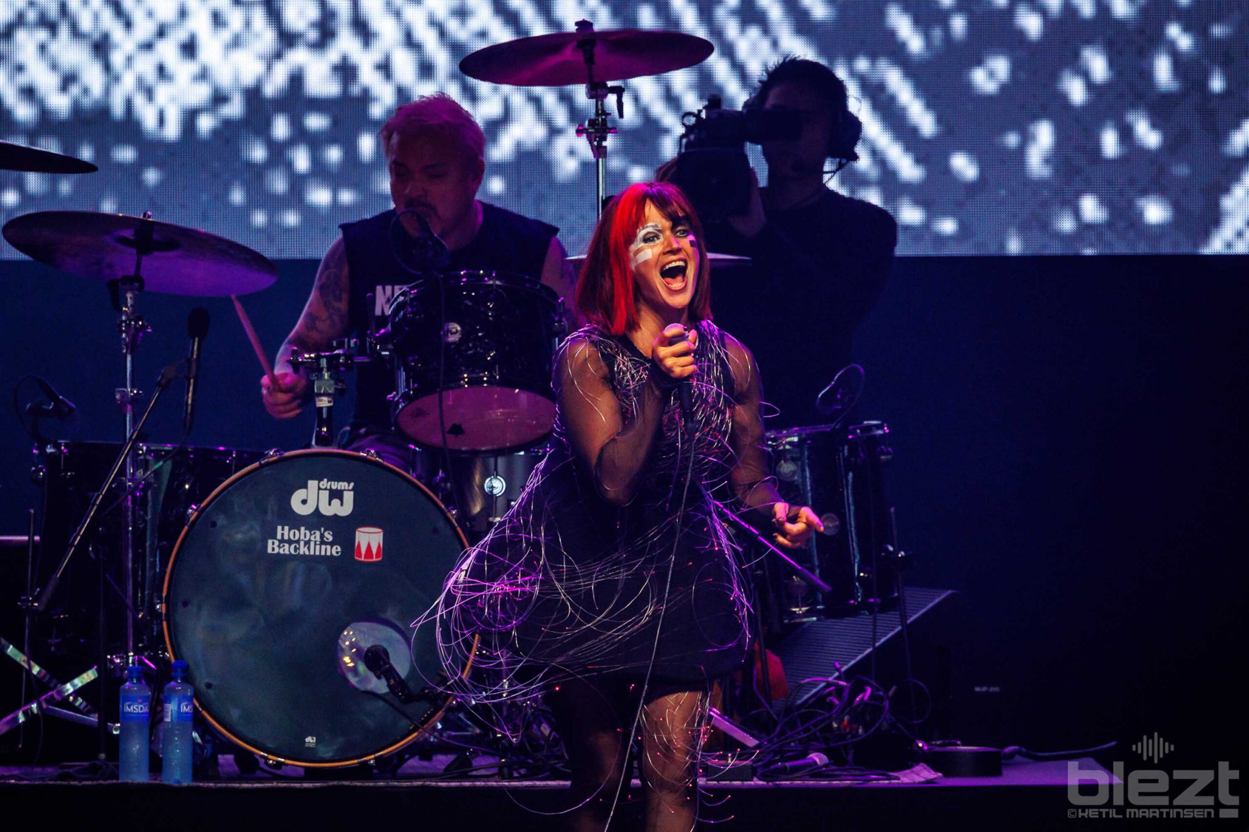 Julie Christmas live på Øyafestivalen 2024 - BLEZT