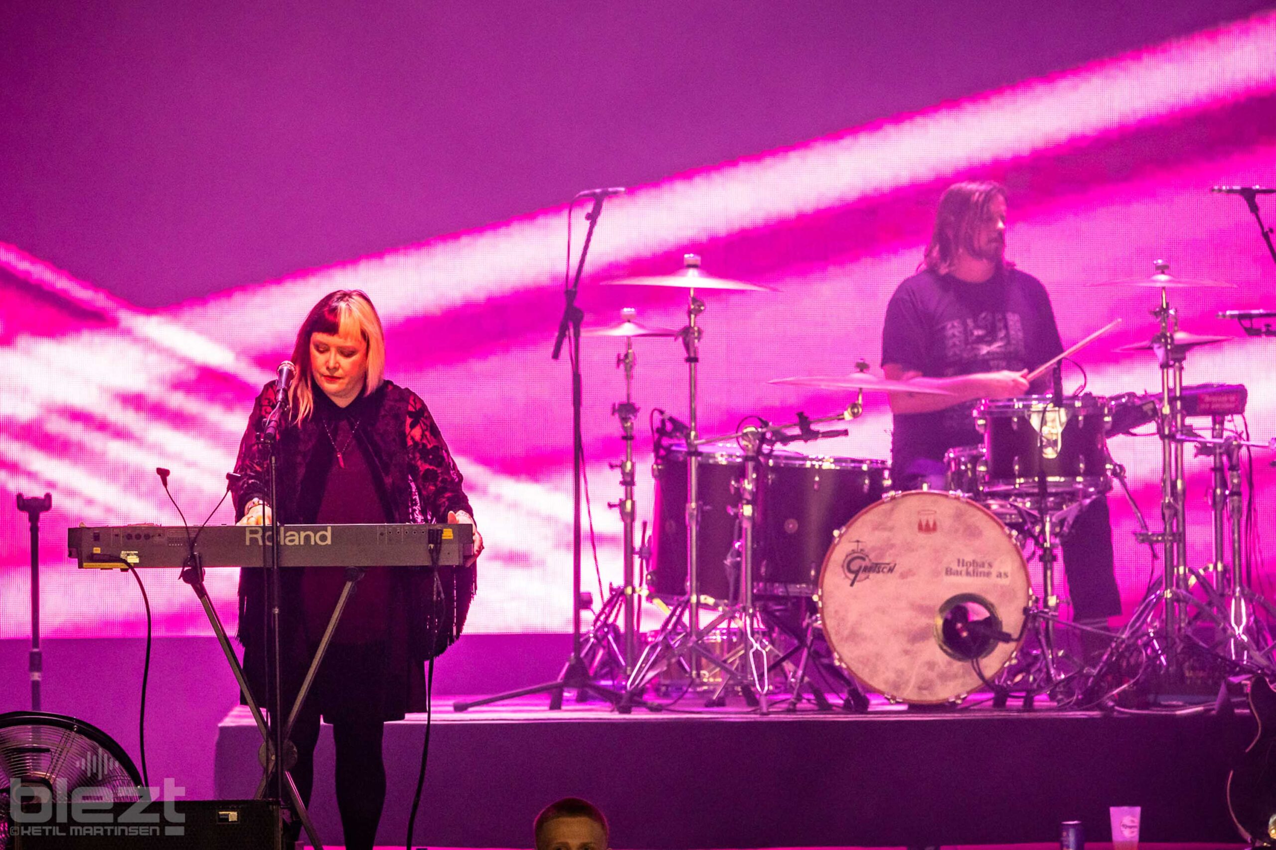 Slowdive live på Øyafestivalen 2024 - BLEZT