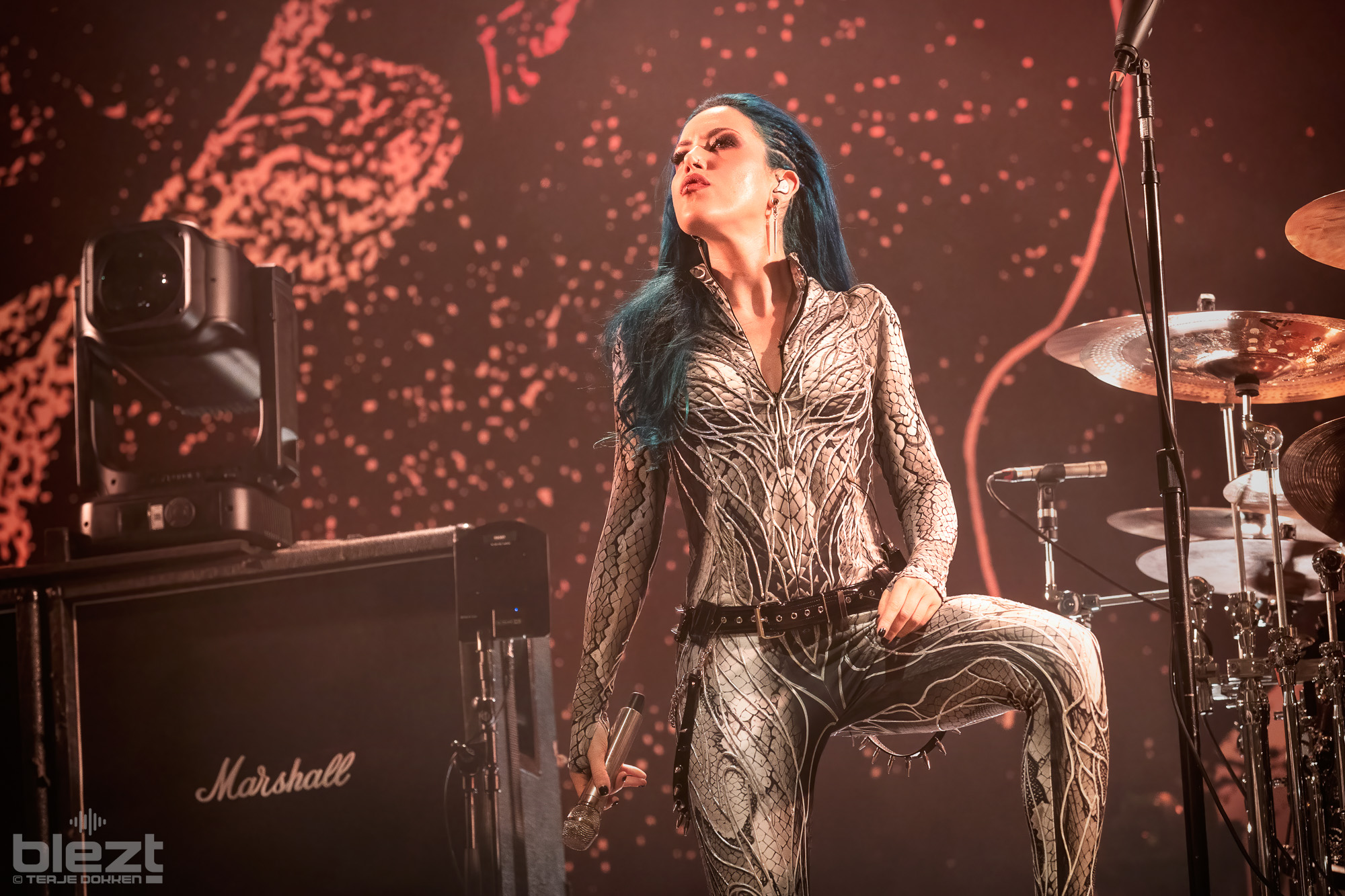 Arch Enemy live I Oslo Spektrum oktober 2024 - BLEZT