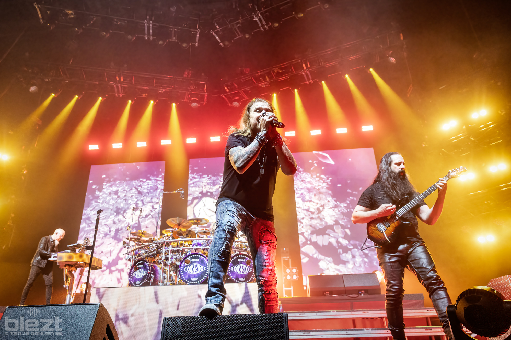 Dream Theater live i Oslo Spektrum November 2024 - BLEZT