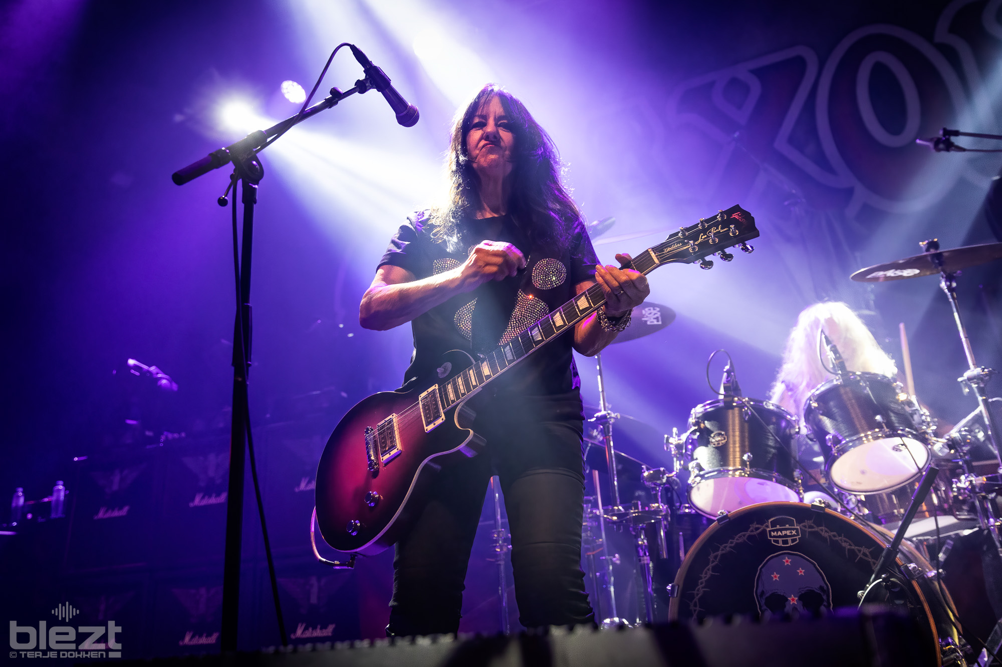 Girlschool live på Rockefeller i Oslo februar 2025 - BLEZT