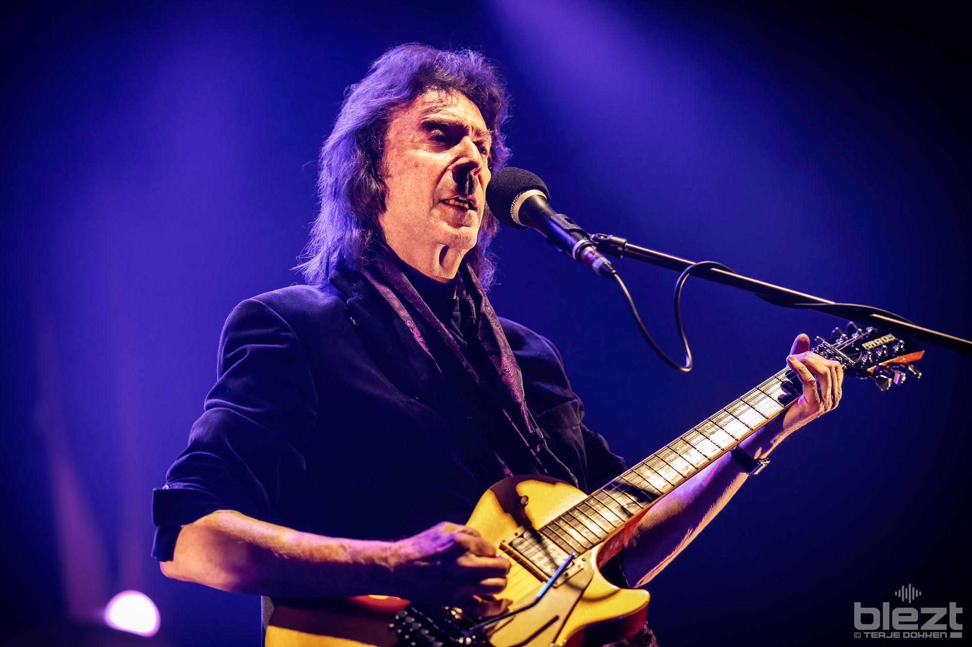 Steve Hackett live på Sentrum Scene i Oslo april 2025 - BLEZT