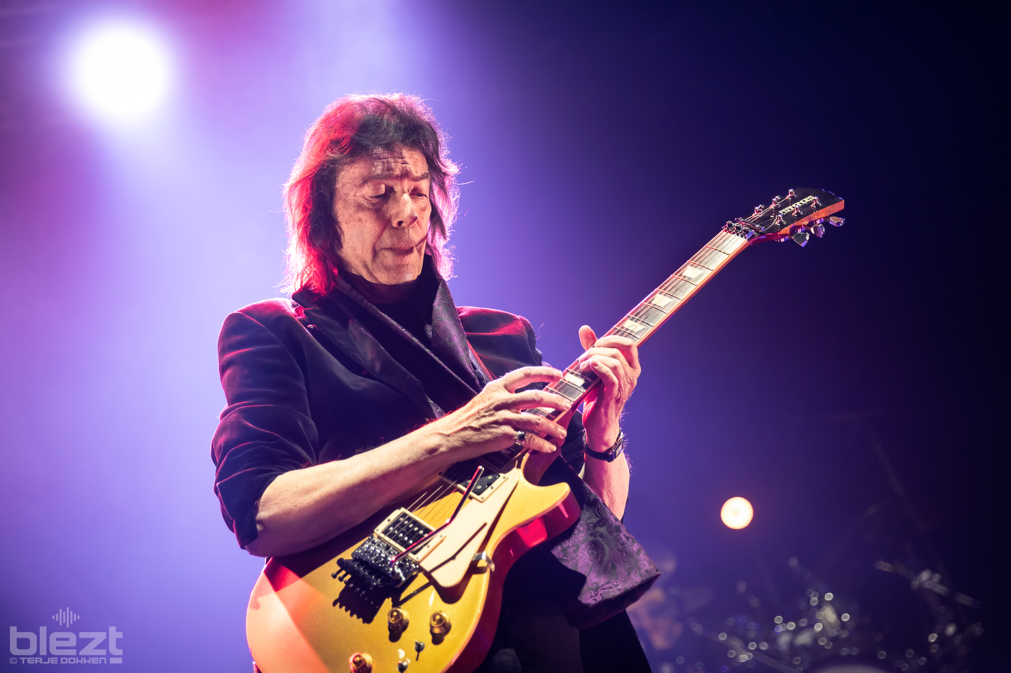 Steve Hackett live på Sentrum Scene i Oslo april 2025 - BLEZT