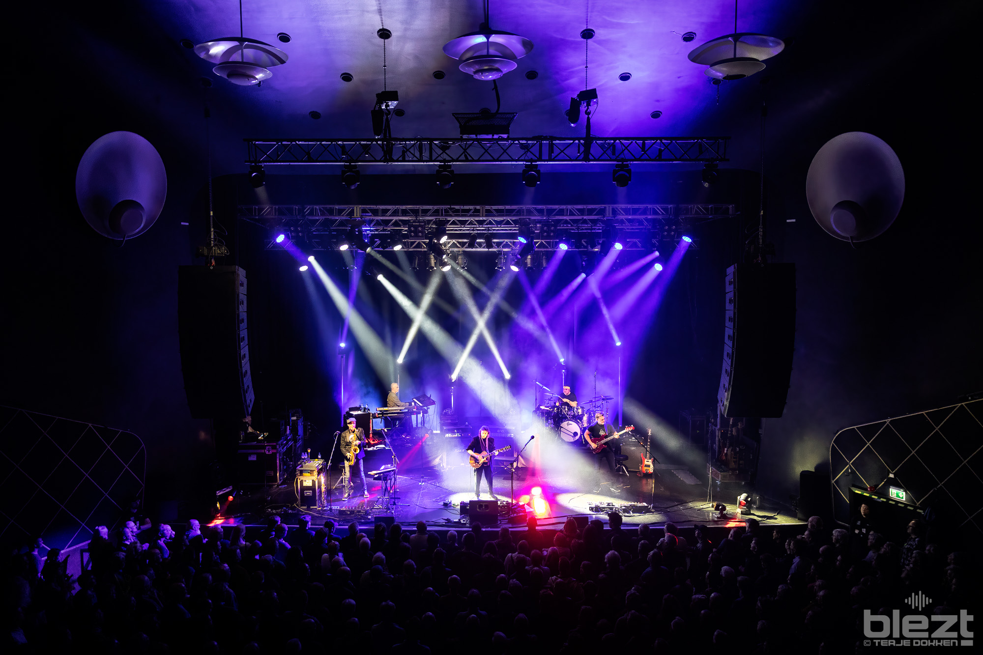 Steve Hackett live på Sentrum Scene i Oslo april 2025 - BLEZT