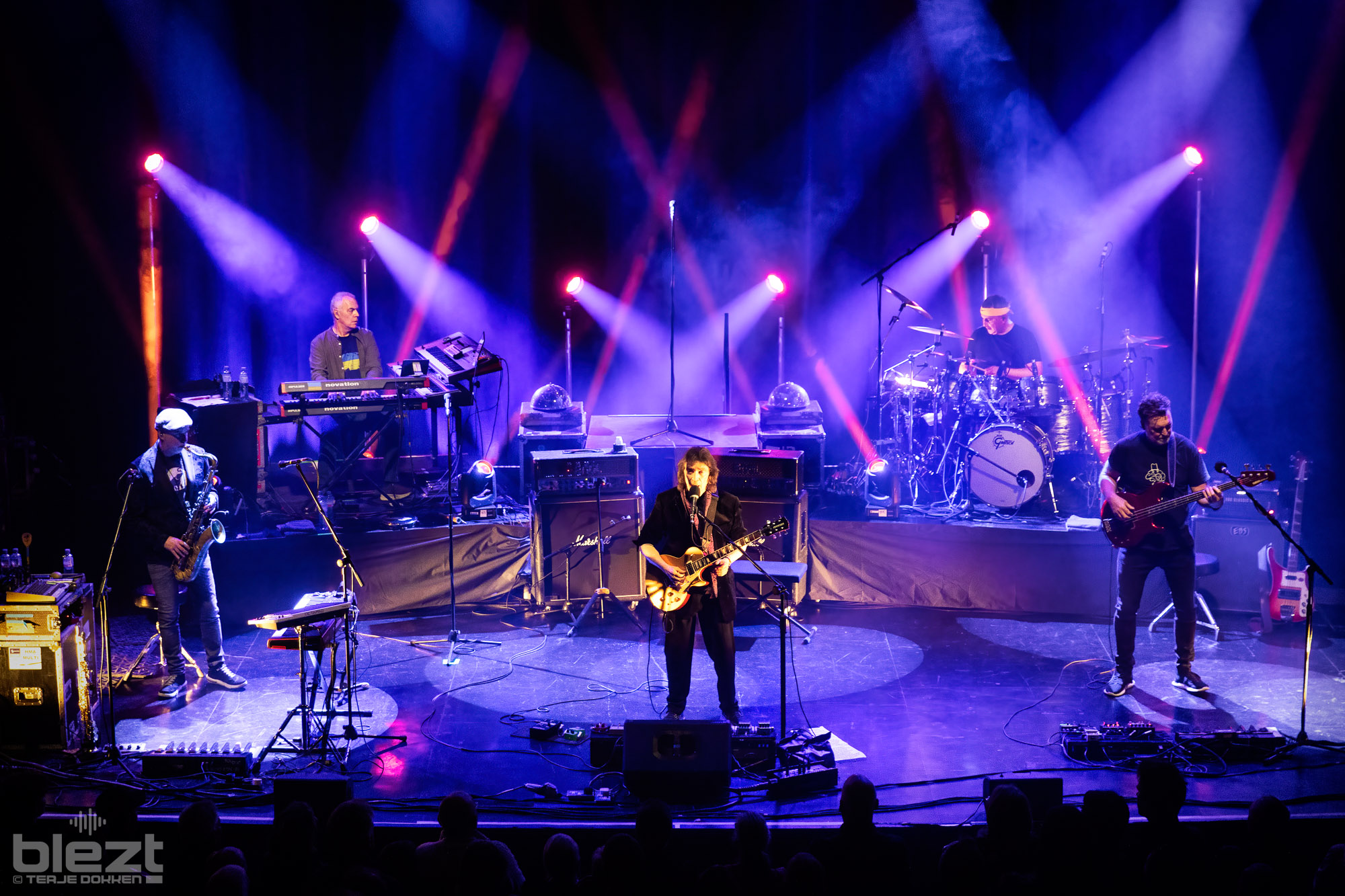 Steve Hackett live på Sentrum Scene i Oslo april 2025 - BLEZT