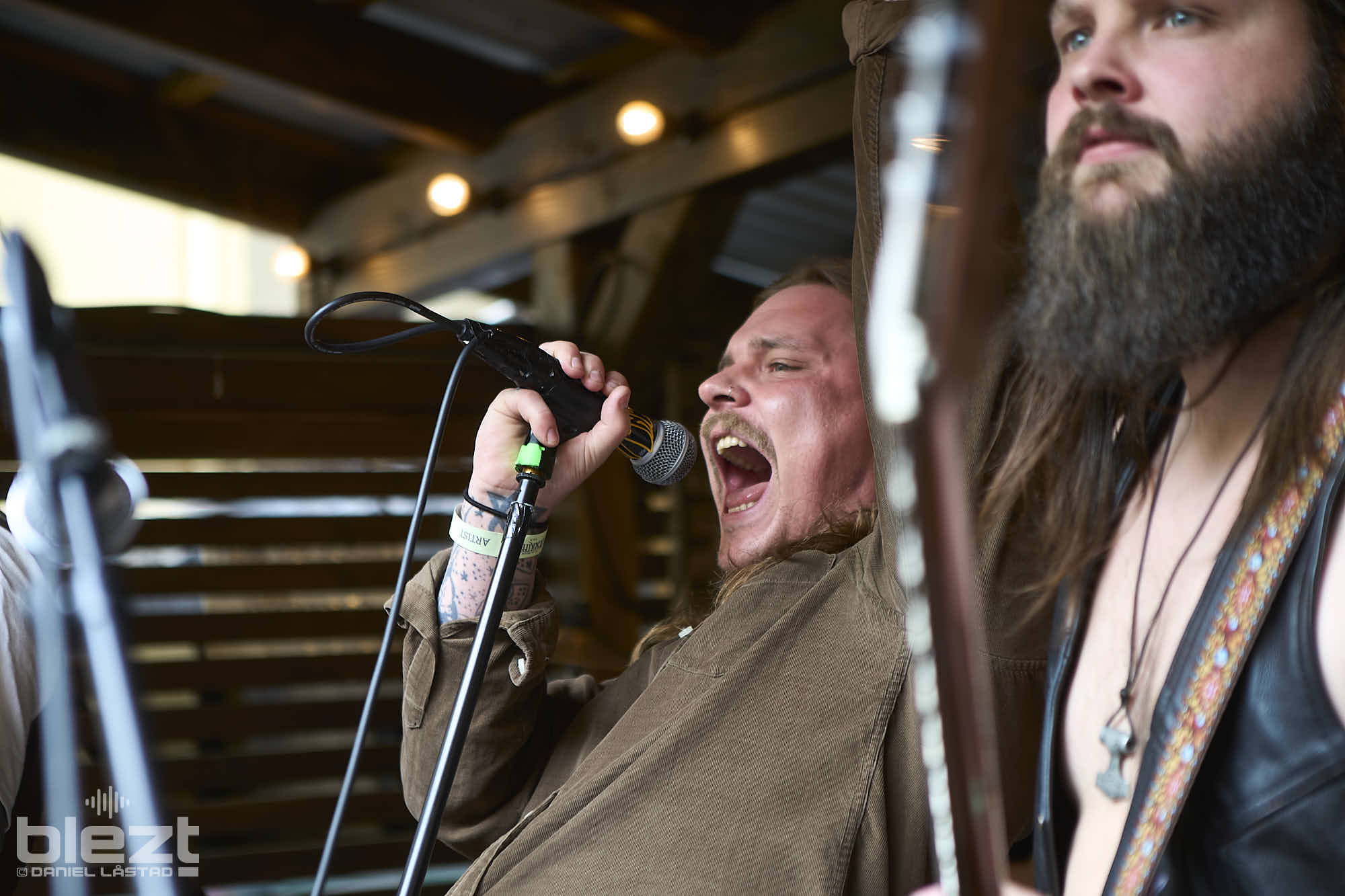 Håndgemeng live på Desertfest 2025 - BLEZT