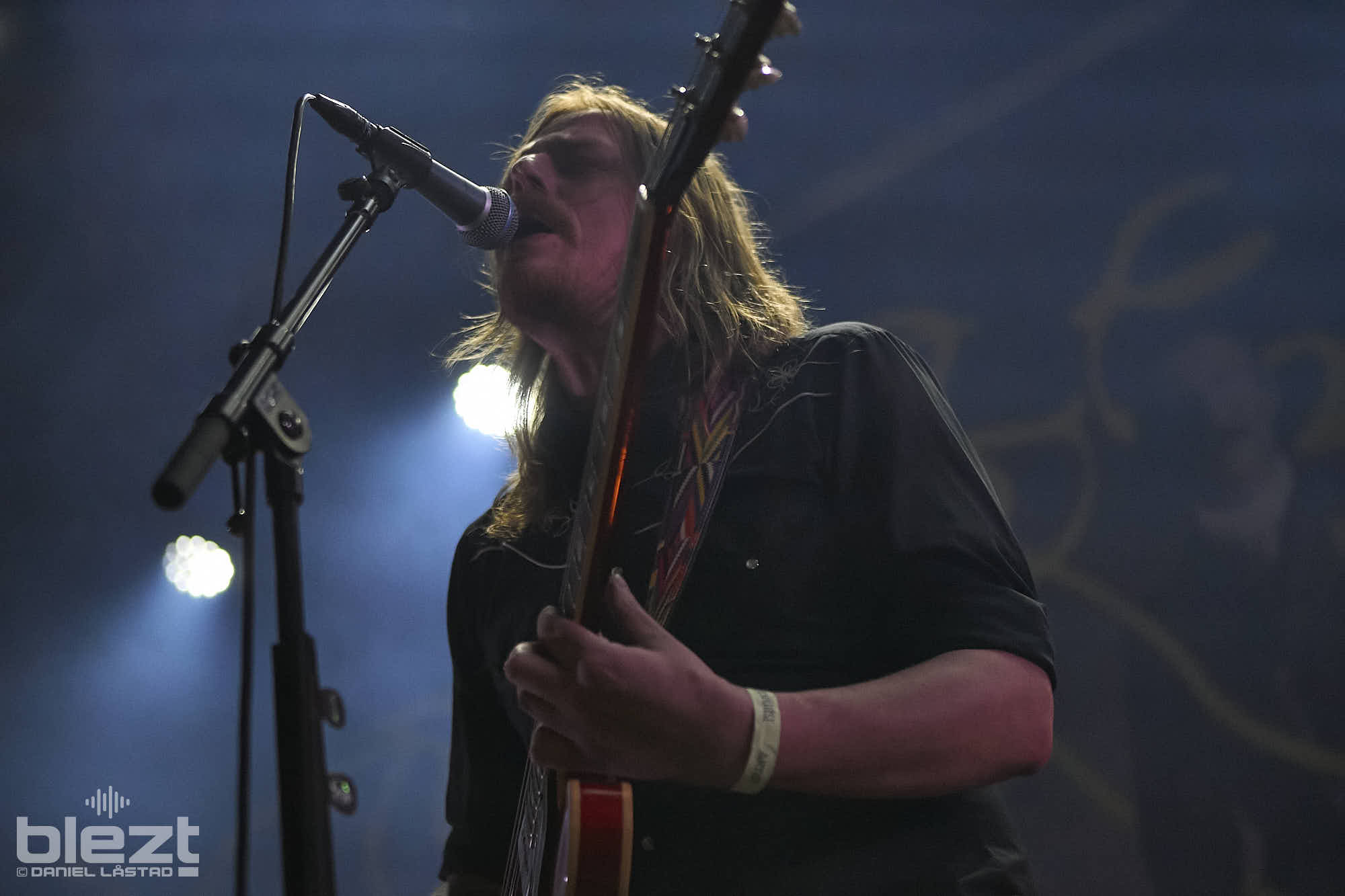 Graveyard live på Desertfest 2025 - BLEZT